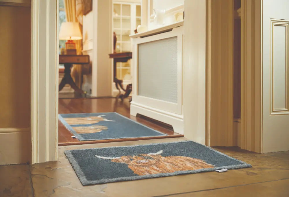 Patterned Hug Rug Highland 1 Black Rug — RugsDirect Online