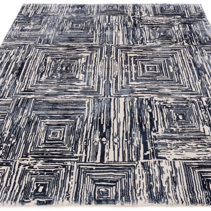 Kuza Portrait Navy Blue