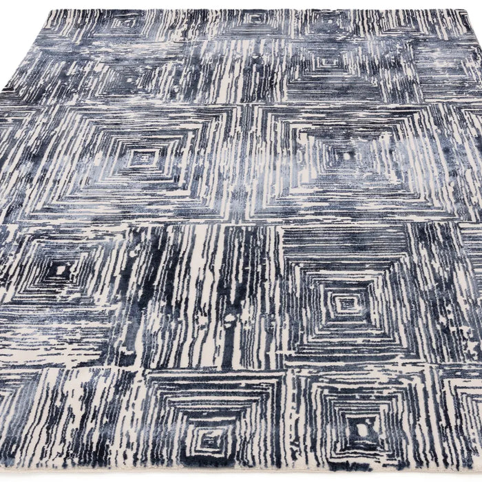 Kuza Portrait Navy Blue