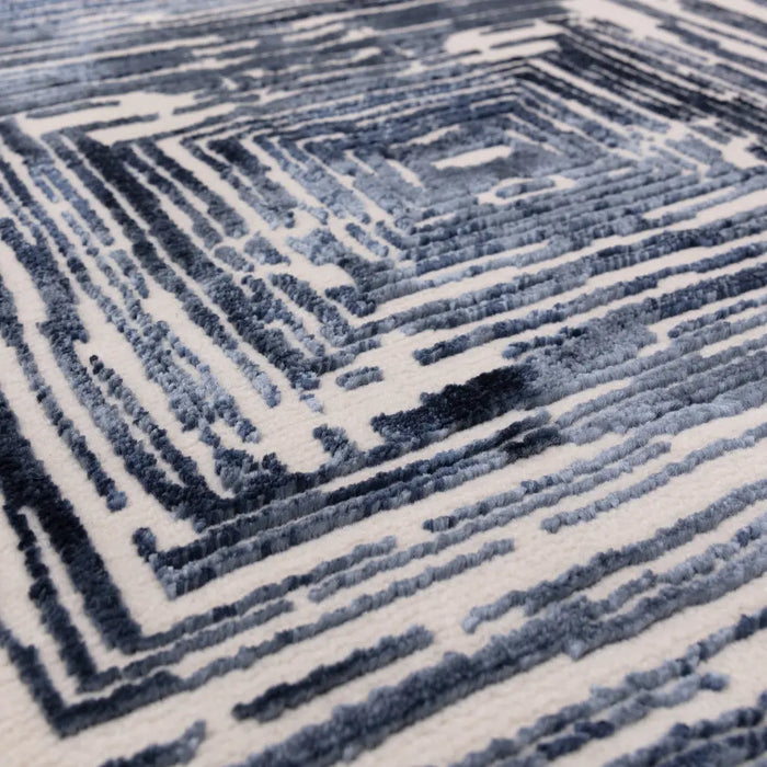 Kuza Portrait Navy Blue