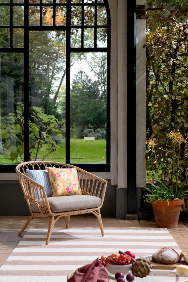 Lille Laura Ashley Pale Ochre outdoor 480001 Rug