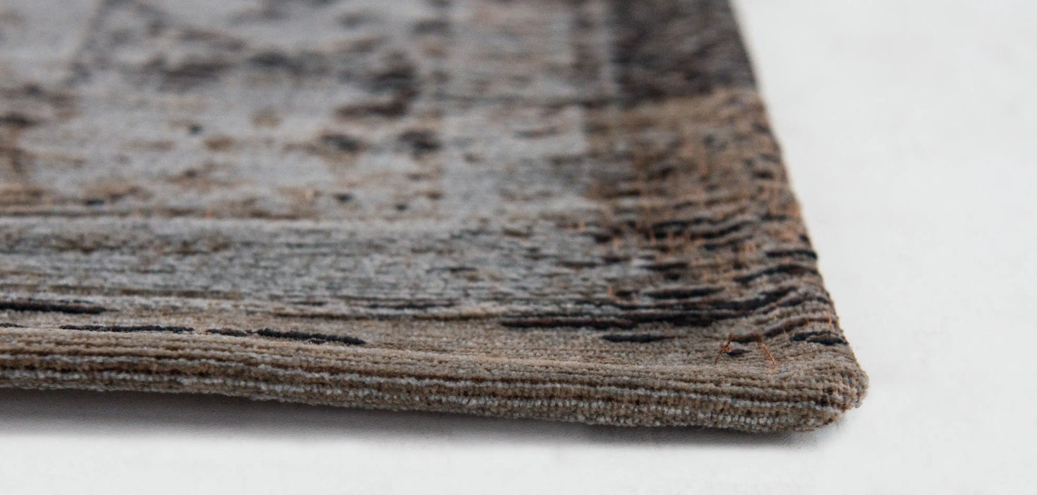 Louis de Poortere fading world medallion 8257 grey ebony Grey, Multicoloured Living Room Flat Weave Rug.