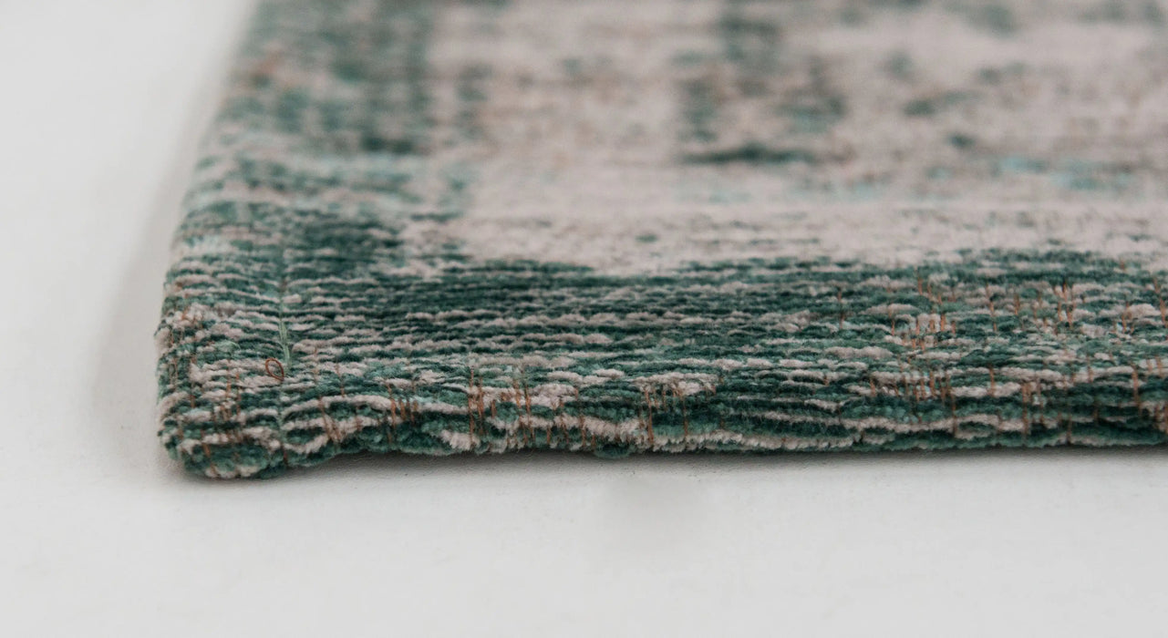 Louis de Poortere fading world medallion 8259 jade oyster Green, Ivory, Multicoloured Living Room Flat Weave Rug.