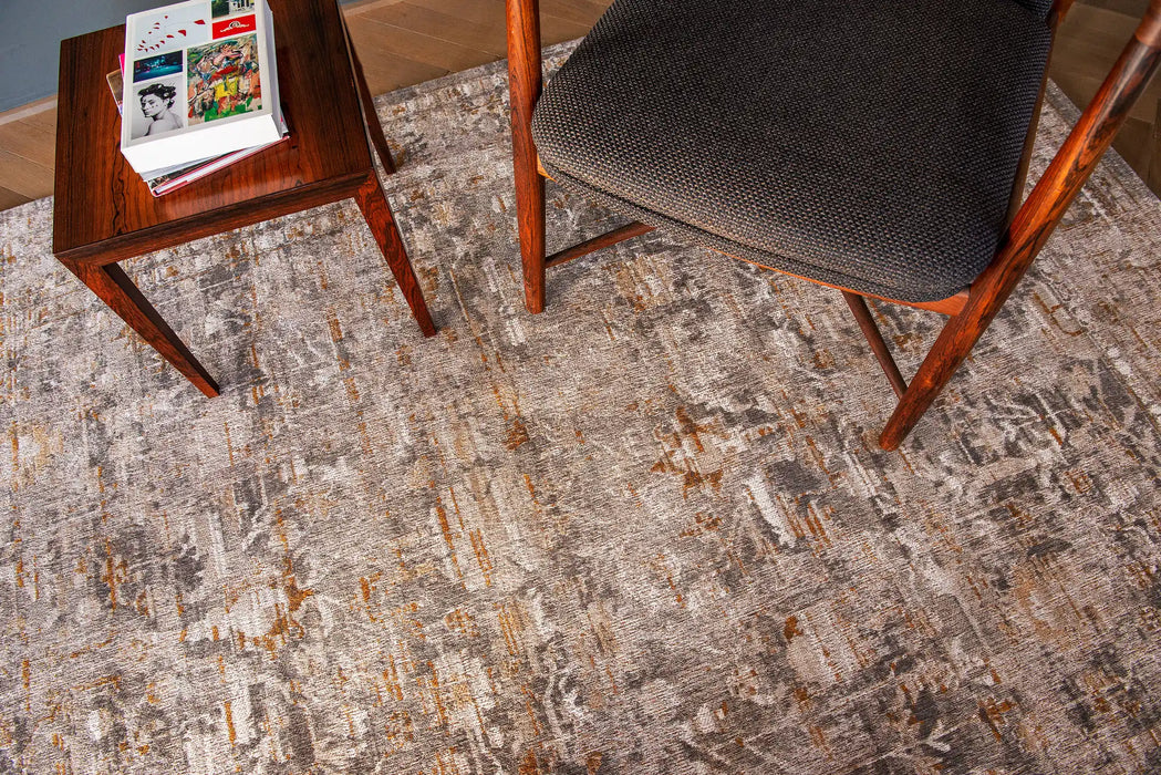 Louis de Poortere antiquarian 8884 ushak suleimangrey Beige Living Room Flat Weave Rug.