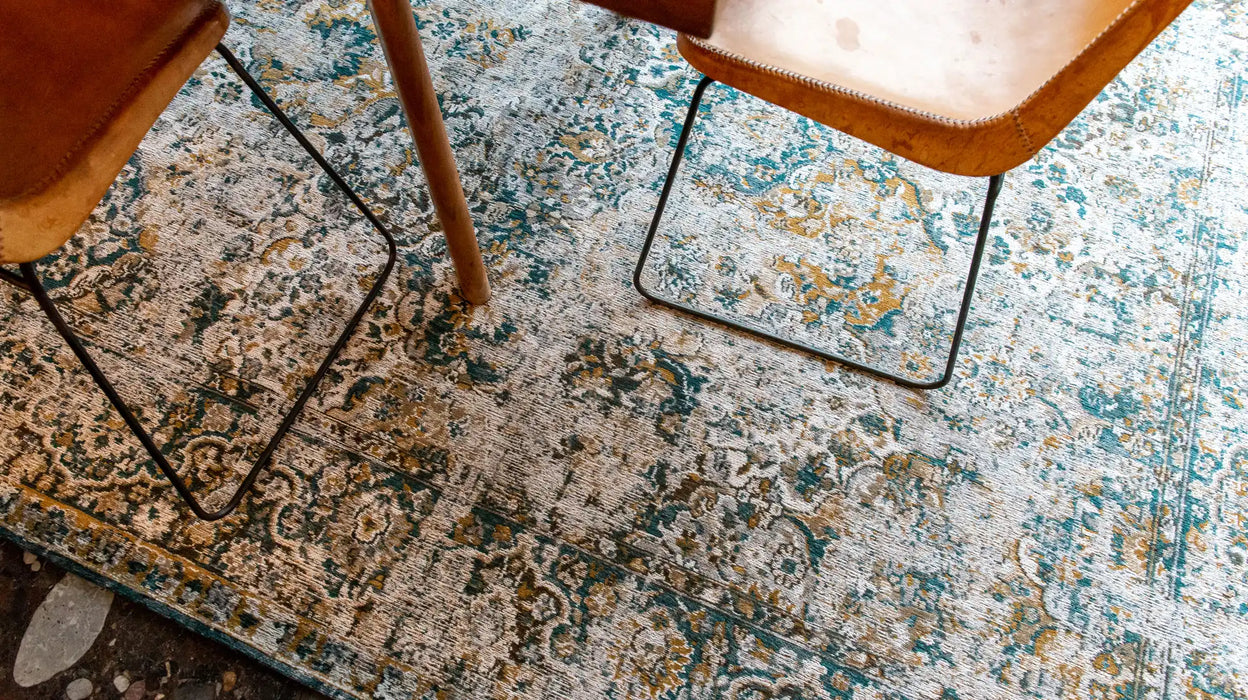 Louis de Poortere antiquarian bakhtiari 9127 fener Multicoloured Living Room Flat Weave Rug.