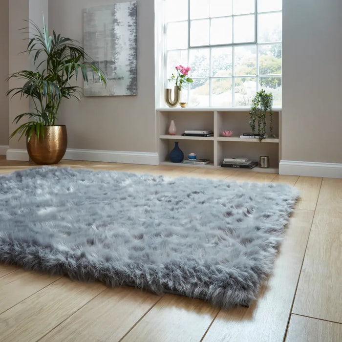 Laurence Llewelyn-Bowen Mayfair Grey