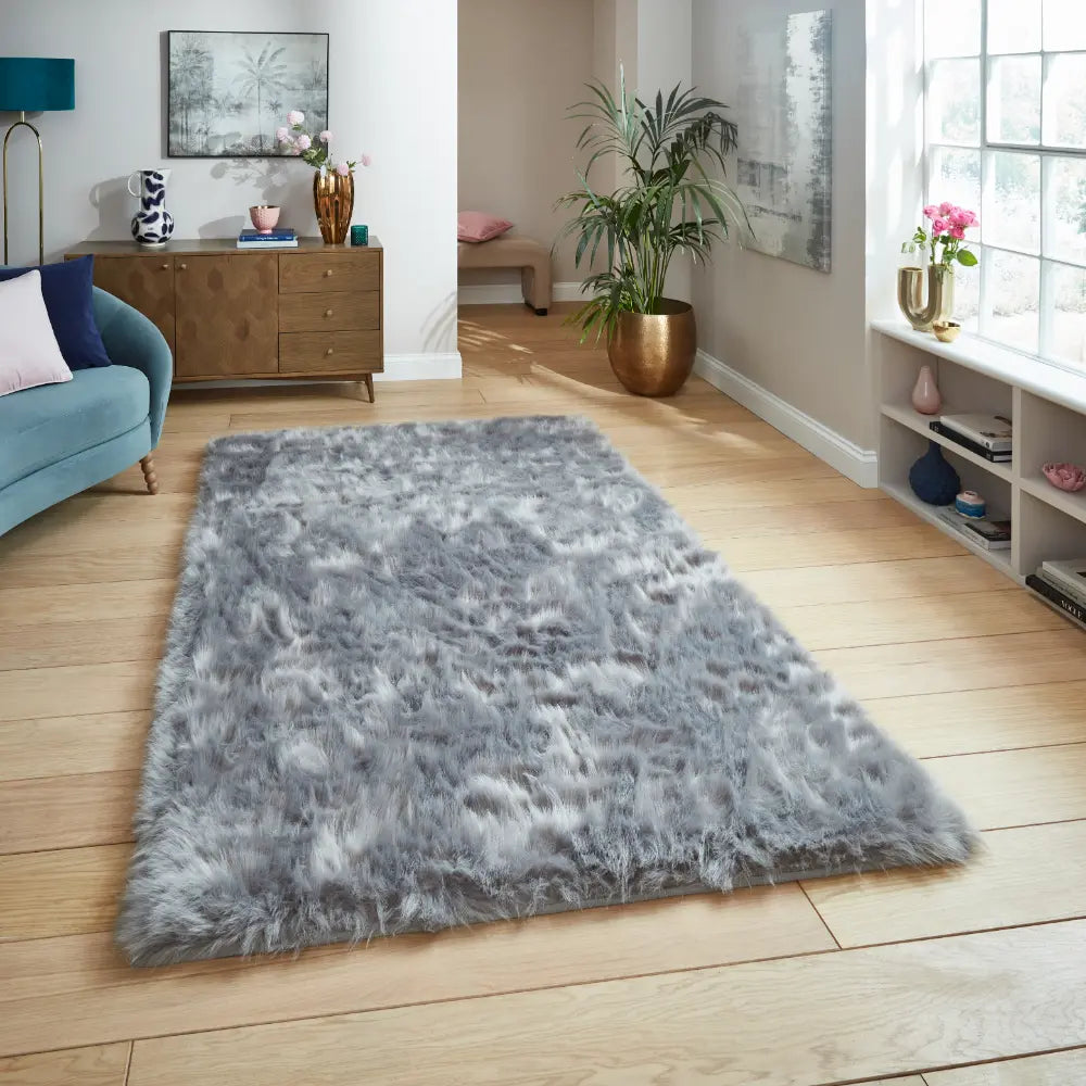 Laurence Llewelyn-Bowen Mayfair Grey Grey Rug — RugsDirect Online