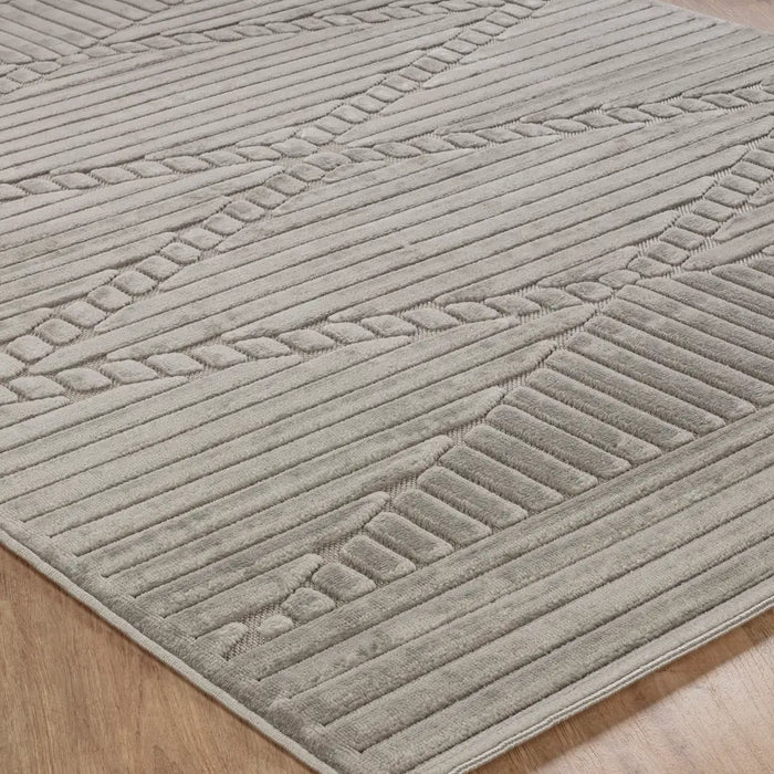 Mitsuko In- & Outdoor 3D High & Low Pile Textured Grey Rug