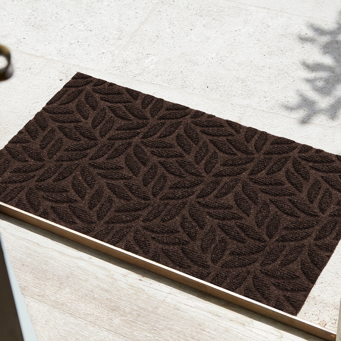 Dune Sculpted Scraper Leaves Brown Rug