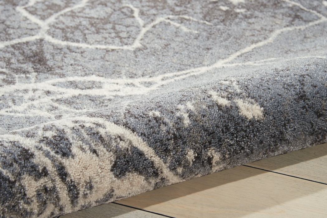 Nourison maxell mae11 grey Grey, Ivory Living Room Floral Rug.