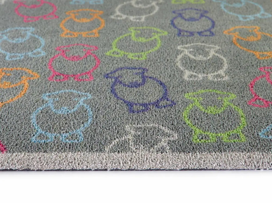 Patterned Hug Rug Marra Outline Herdy