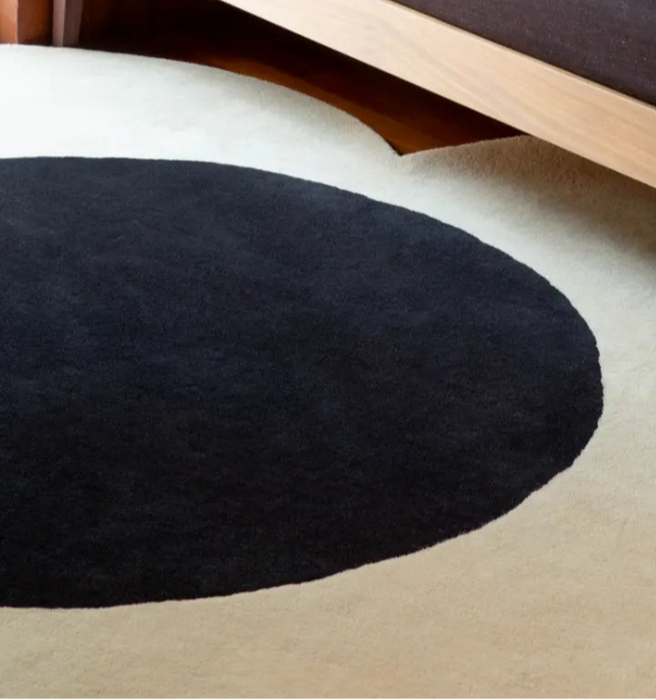 Orla Kiely Flower Spot Ecru/Black 158409 Rug