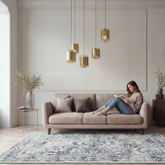 Oscar Claudia Blue Modern