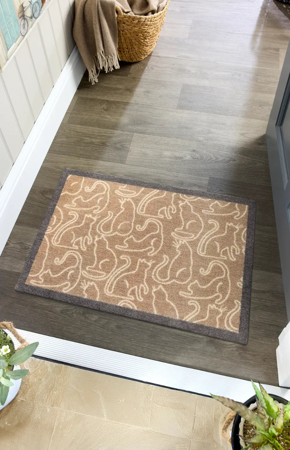 Howler & Scratch Outlined Cats Multi Beige Rug — RugsDirect Online