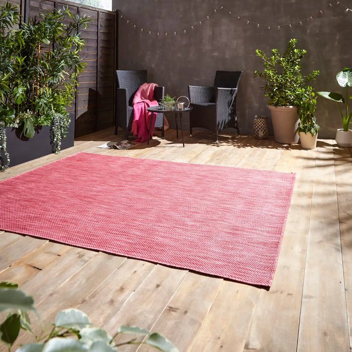 Think Rugs pop outdoors red Red Living Room Flat Weave Rug.