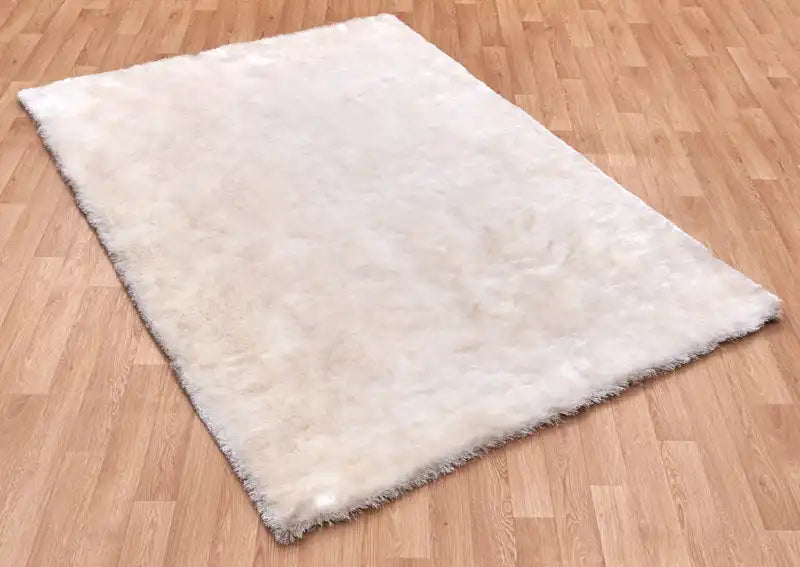 Asiatic Whisper Ivory to White Rug