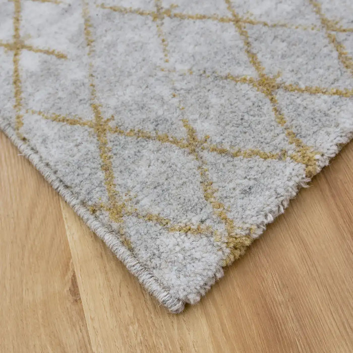 Mastercraft chamonix 46006 700 Grey, Yellow Living Room Wool Rug.