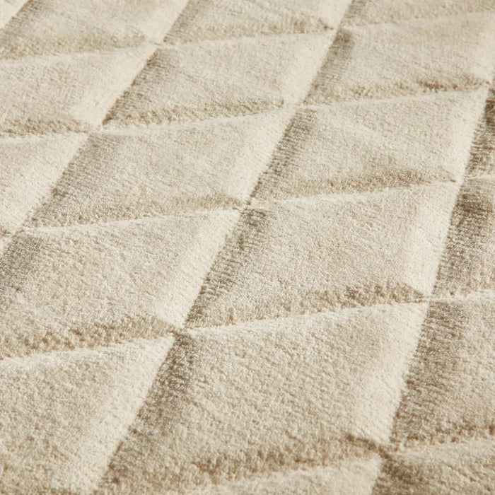 PRIORY by SARAH GARE INTERIORS  PRI103 Beige Diamonds