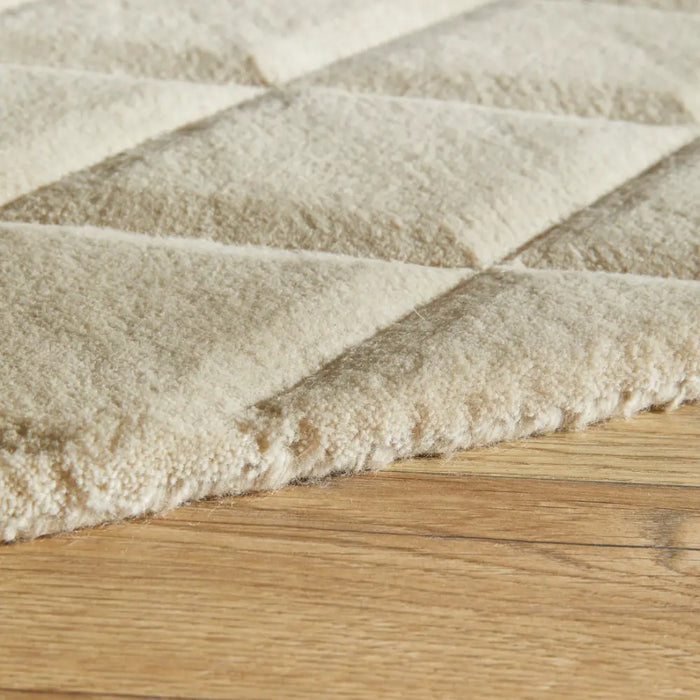 PRIORY by SARAH GARE INTERIORS  PRI103 Ivory Diamonds