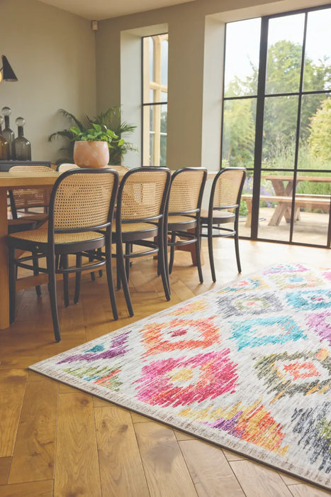 Hug Rug Eco-Washable Painted Ikat