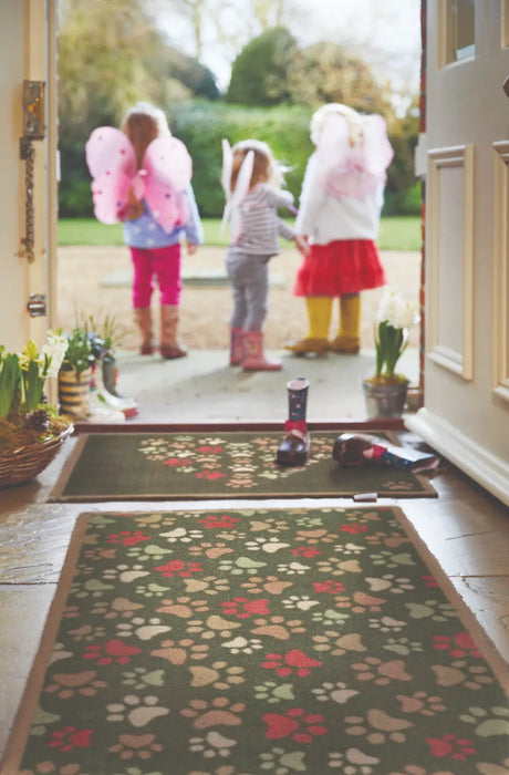 Hug Rug Washable Paws for Love Multi