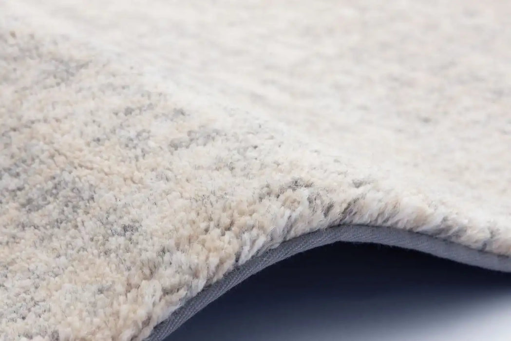 Agnella platinum fam alabaster Grey, Cream Living Room Natural Fibre Rug.