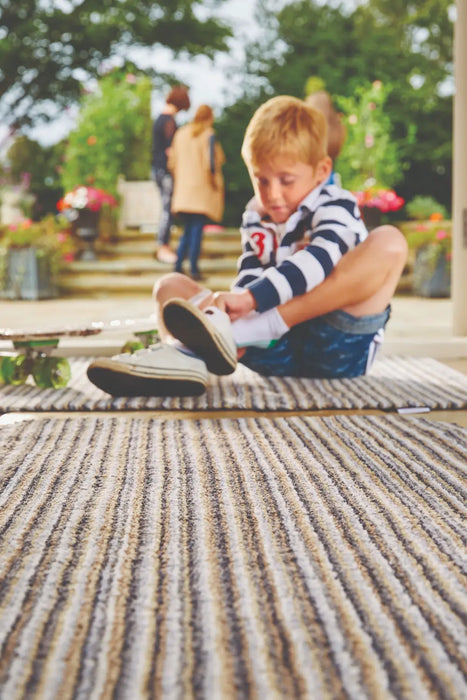 Plain Candies Hug Rug Plains Portland Stripe