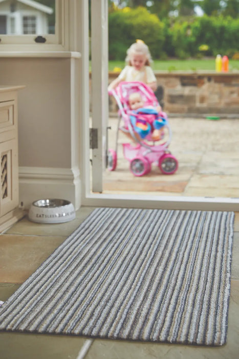 Plain Candies Hug Rug Plains Portland Stripe