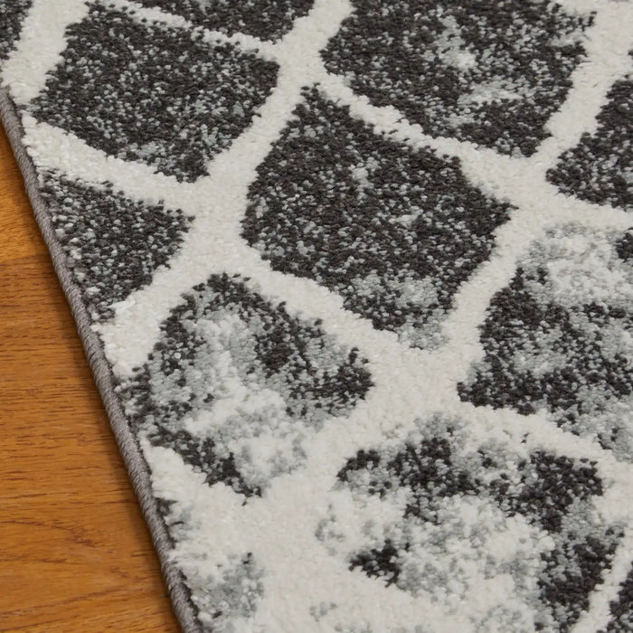 Oriental Weavers sanford 5563 h Grey Living Room Geometric Rug.