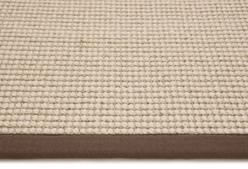 Sisal Boucle Natural/Mocha Border