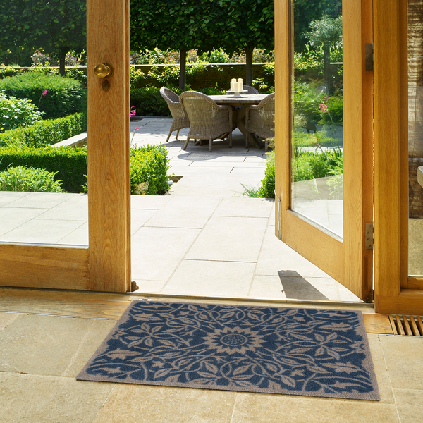 Morris & Co St James Ceiling - Brown Rug