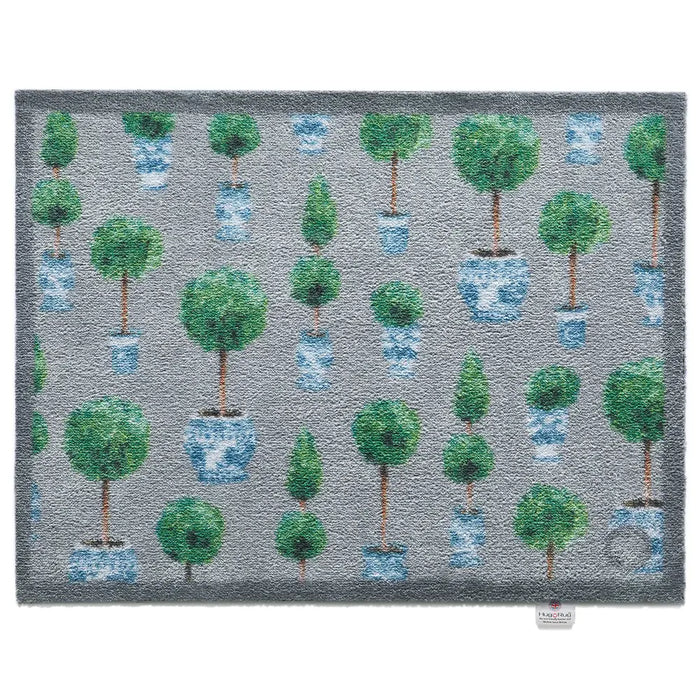 Patterned Hug Rug Topiary 31