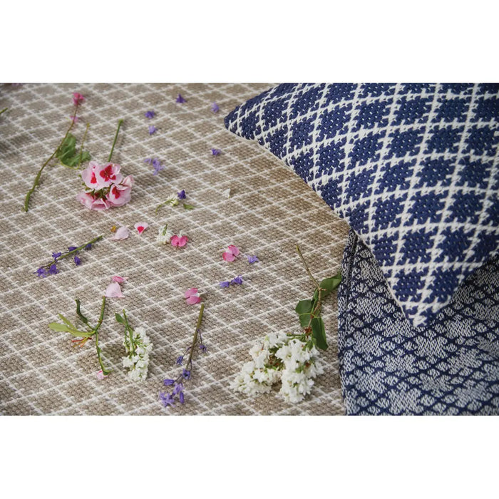 Hug Woven Trellis Natural Rug