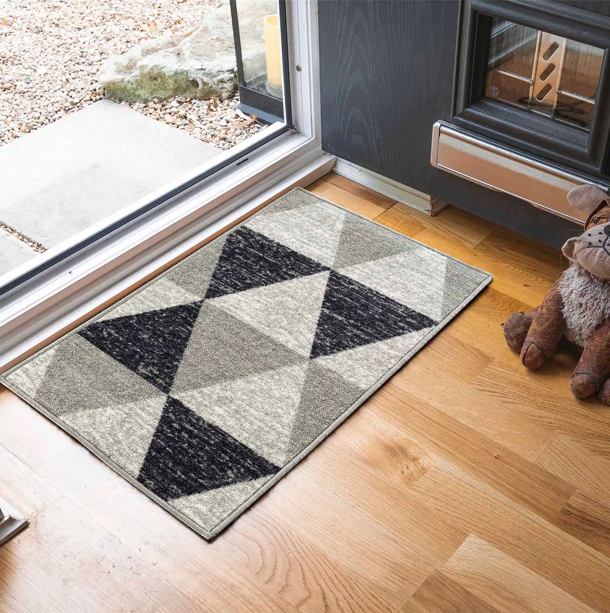 Gel-Back Triangle Grey Rugs - Buy Triangle Grey Rugs Online from Rugs ...