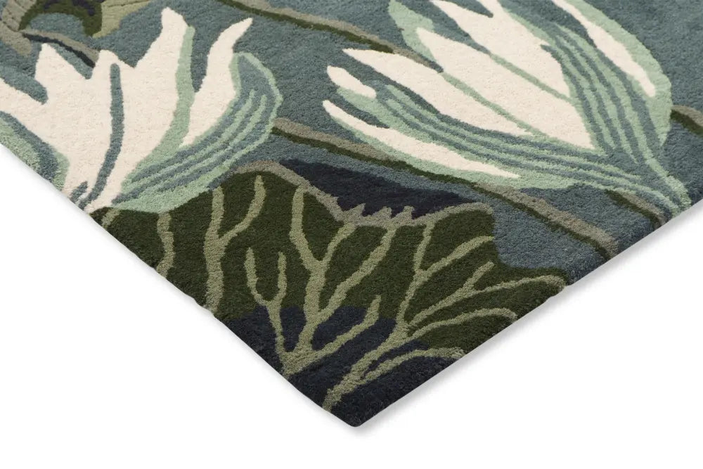Waterlily Wedgwood -Midnight Pond 038608 Rug