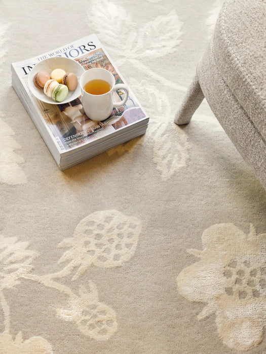 Wild Strawberry Wedgwood Tonal 038201 Rug
