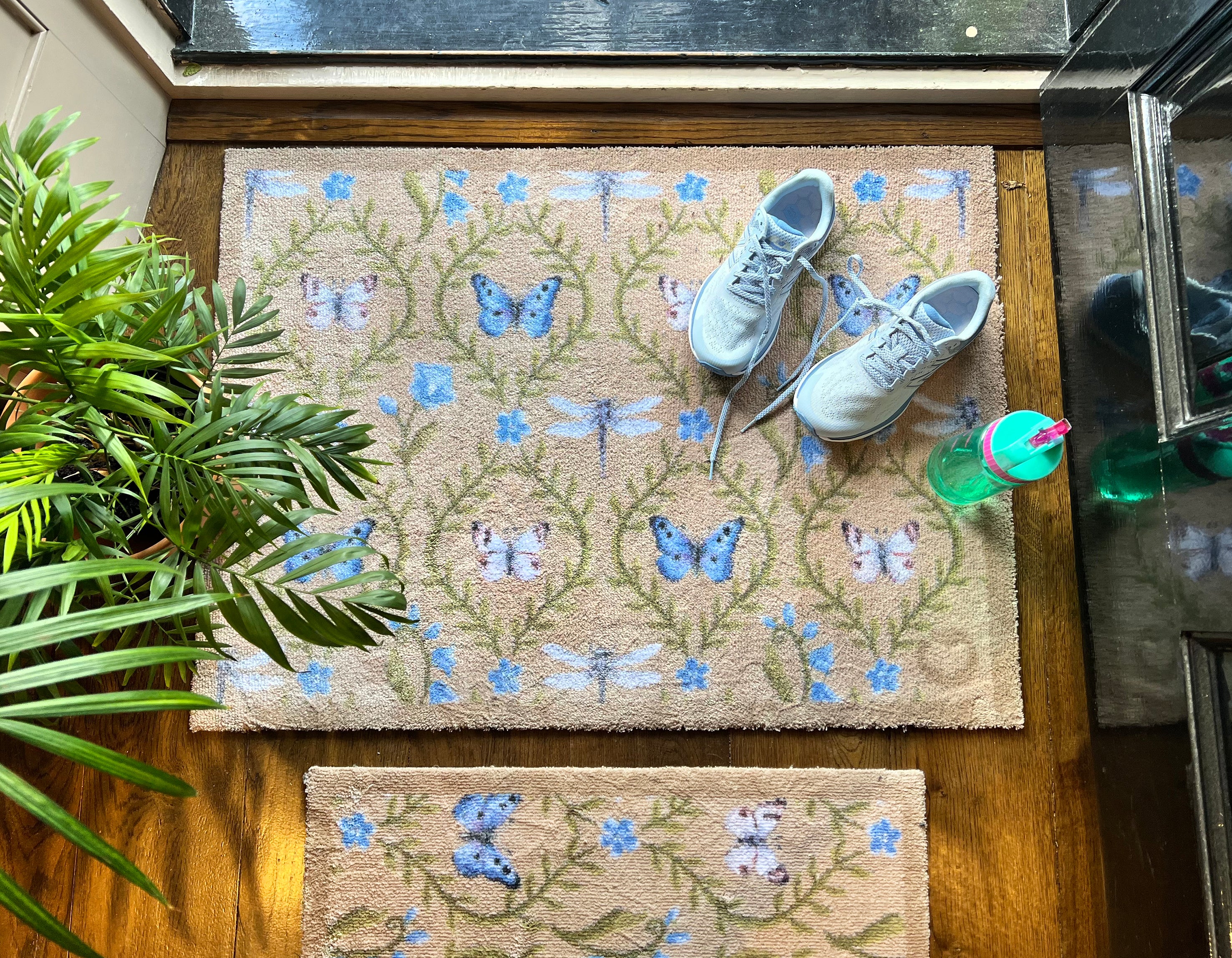 Patterned Hug Rug Wild Meadow Multicoloured Rug — RugsDirect Online