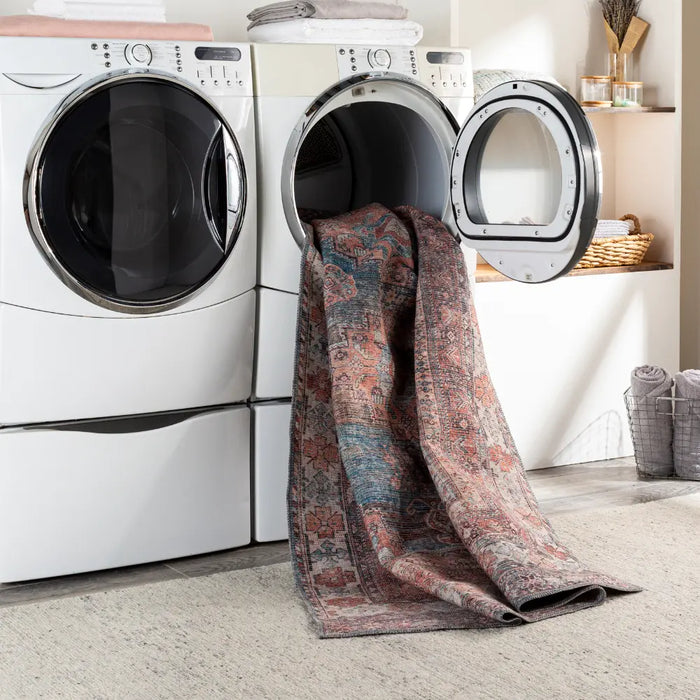ATHENA Machine Washable Traditionnal Boho Coral Rug