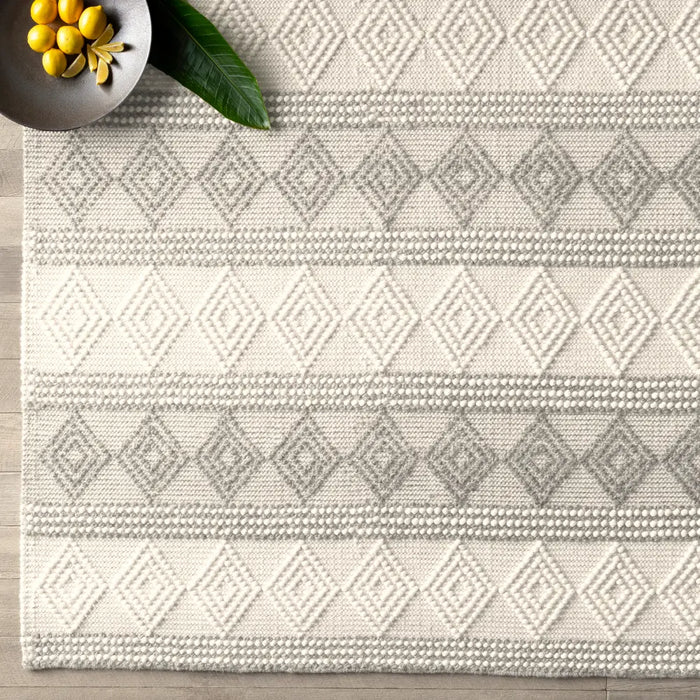 Tarini Hand-Woven Cottage Wool Charcoal Rug