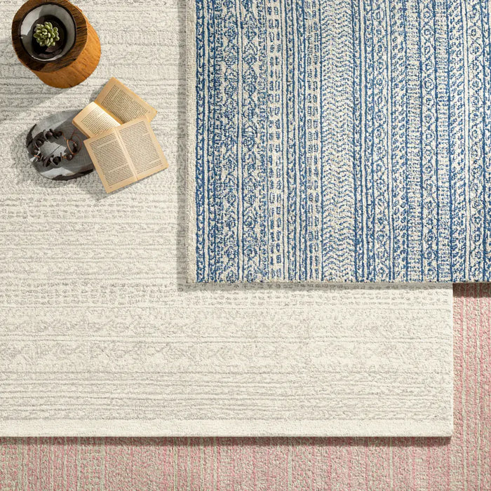 Vaniya Hand-Tufted Global Wool Grey Rug