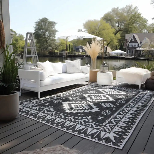 Elle Decoration gemini 106019 black Black, Ivory Outdoor  Geometric Rug.