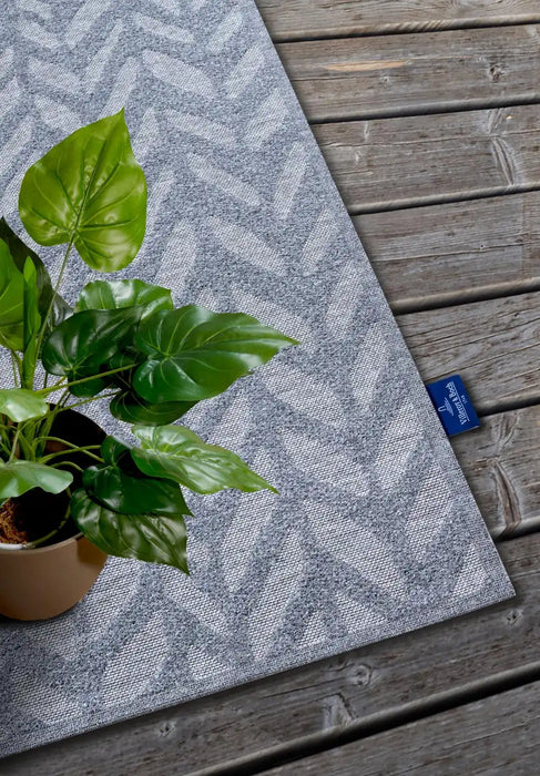 Villeroy and Boch 1883 indoor outdoor 106151 grey Grey Living Room Washable Rug.