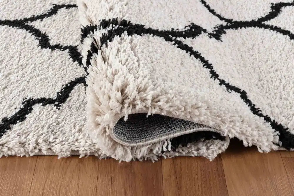 Serdim Rugs marrakesh 520 trellis stone Black, Ivory, Cream Living Room Geometric Rug.