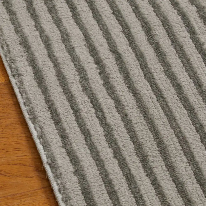 Oriental Weavers manhattan ow 8120 h grey Grey Living Room Geometric Rug.