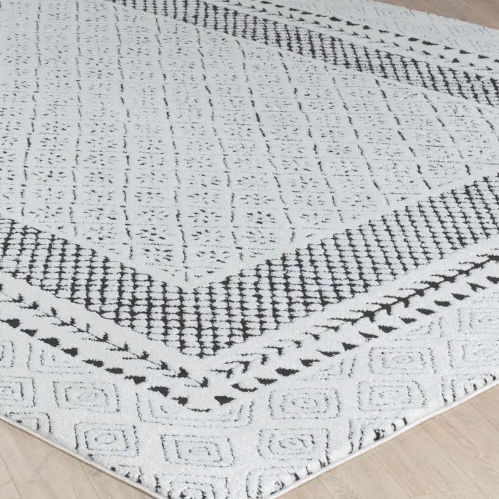 Surya feu ambre 2301 white Black, Ivory Living Room  Rug.