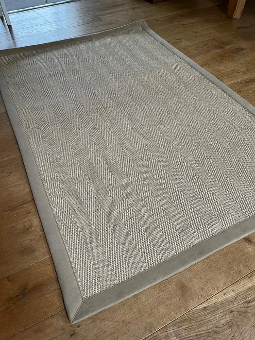Sisal Rugs havana argent with a faux suede caramel Beige Living Room Geometric Rug.