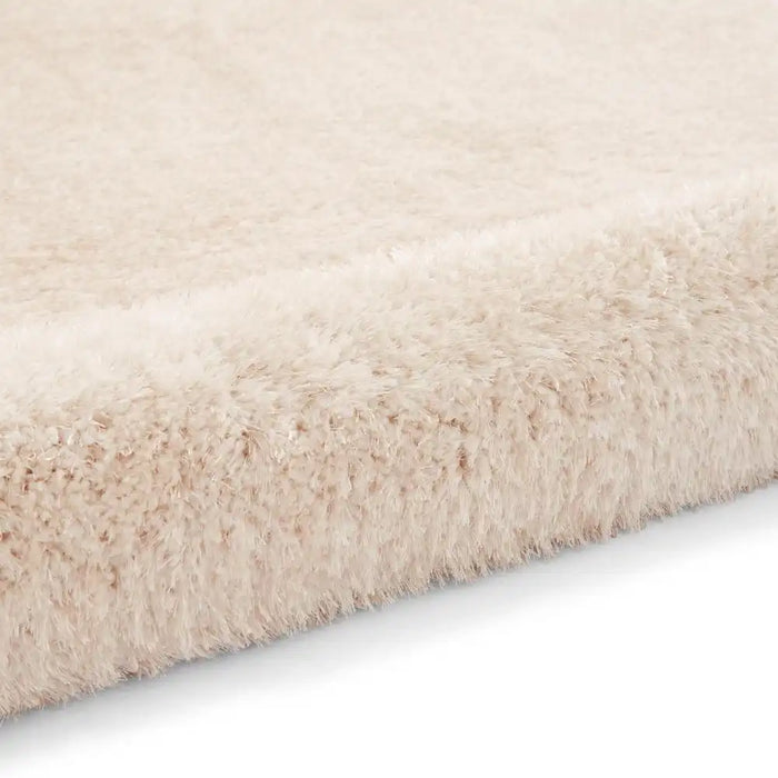 Think Rugs lux shaggy cream Ivory Living Room Shaggy Rug.
