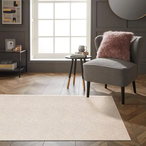 Esselle blenheim outdoor cream Ivory, Cream Living Room Washable Rug.