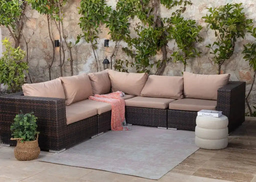 Surya bbd isla 2303 beige Beige Living Room  Rug.