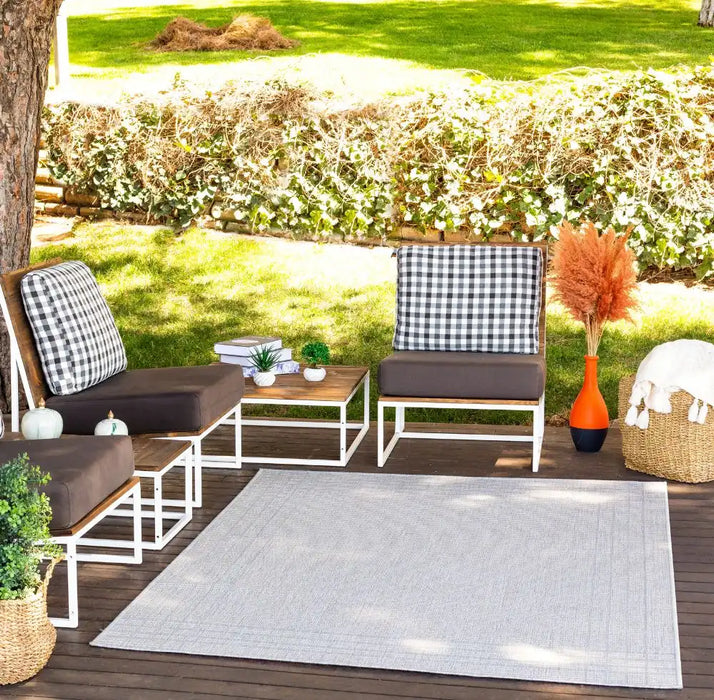 Surya rvl kassie 2376 grey Grey Living Room Flat Weave Rug.